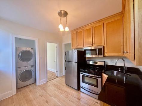 7025 North Damen Avenue Chicago IL 60645