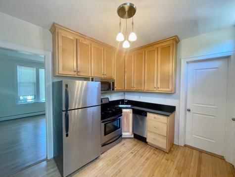 7025 North Damen Avenue Chicago IL 60645