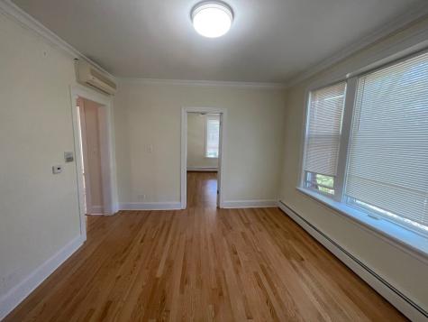 7025 North Damen Avenue Chicago IL 60645