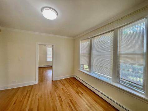 7025 North Damen Avenue Chicago IL 60645