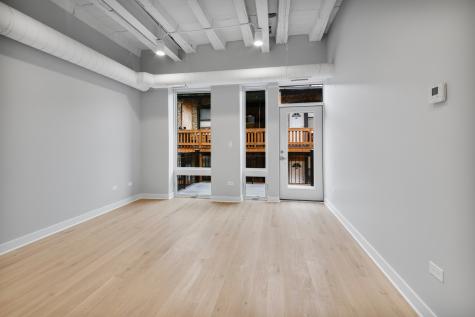 4637 North Ashland Avenue Chicago IL 60640