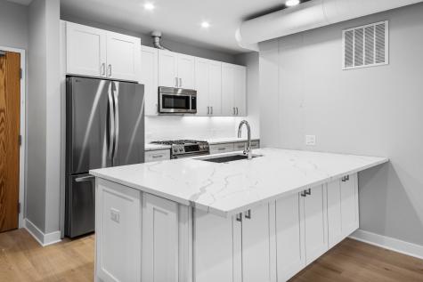 4637 North Ashland Avenue Chicago IL 60640