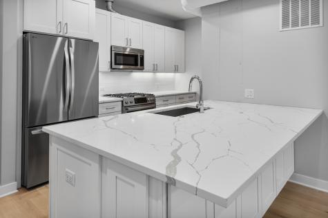 4637 North Ashland Avenue Chicago IL 60640