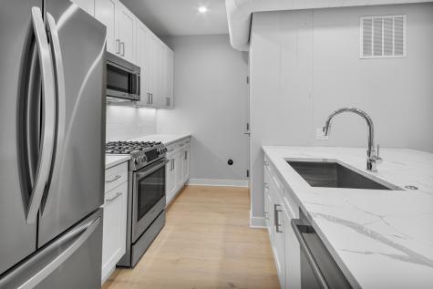 4637 North Ashland Avenue Chicago IL 60640