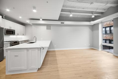 4637 North Ashland Avenue Chicago IL 60640