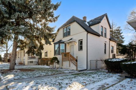 1610 South 4th Avenue Maywood IL 60153