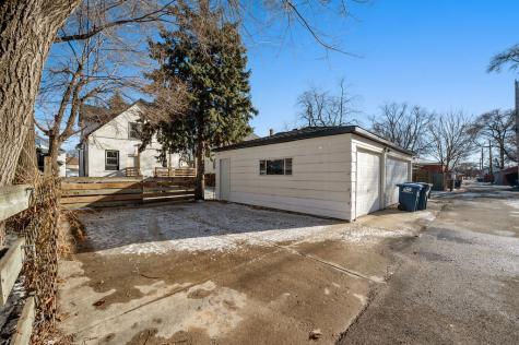 1610 South 4th Avenue Maywood IL 60153