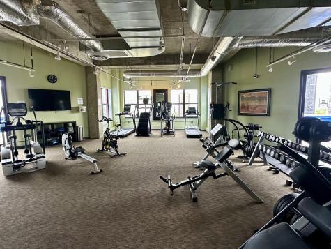 1122 West Catalpa Avenue Chicago IL 60640