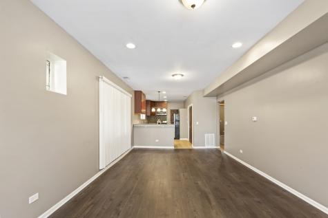 323 Memorial Drive Calumet City IL 60409