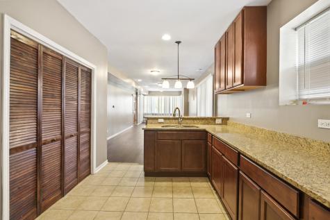 323 Memorial Drive Calumet City IL 60409