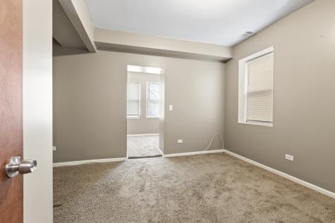 323 Memorial Drive Calumet City IL 60409