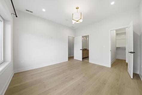 2143 West Adams Street Chicago IL 60612