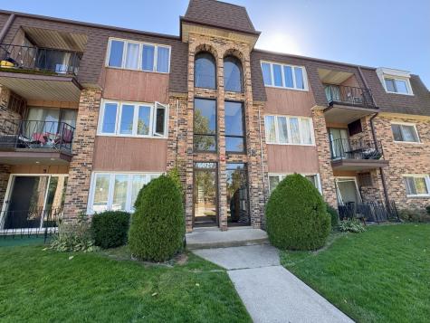 6027 103RD Street Chicago Ridge IL 60415