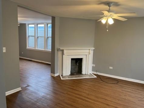 8153 South Exchange Avenue Chicago IL 60617