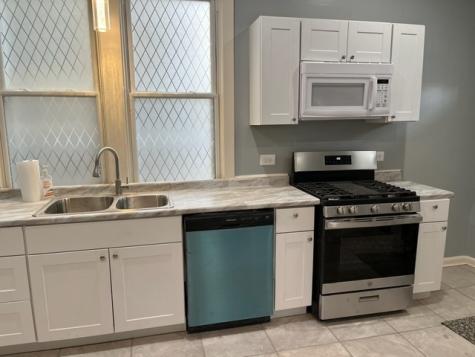 8153 South Exchange Avenue Chicago IL 60617