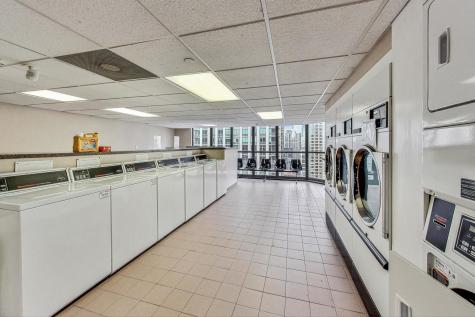 10 East Ontario Street Chicago IL 60611