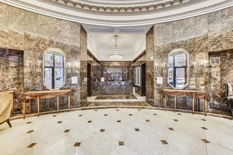 10 East Ontario Street Chicago IL 60611