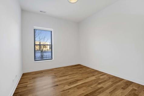 4911 South Calumet Avenue Chicago IL 60615