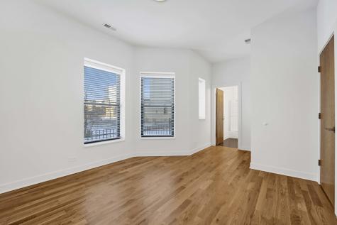 4911 South Calumet Avenue Chicago IL 60615