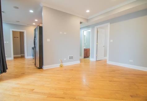 2036 West Arthur Avenue Chicago IL 60645