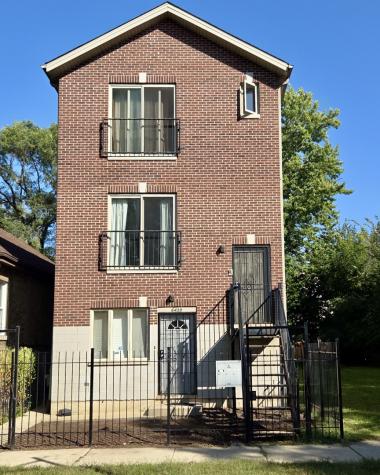 6439 South Saint Lawrence Avenue Chicago IL 60637