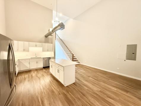 1900 West Lawrence Avenue Chicago IL 60640
