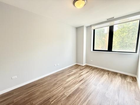 1900 West Lawrence Avenue Chicago IL 60640