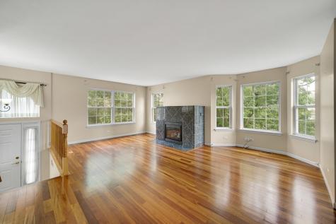 62 East Clare Court Palatine IL 60067