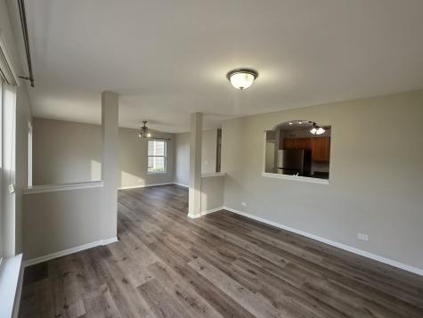 675 Fieldcrest Drive South Elgin IL 60177