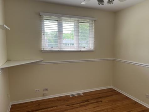 1520 North Fernandez Place Arlington Heights IL 60004