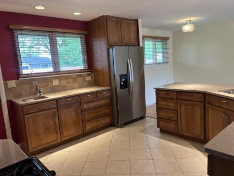 1520 North Fernandez Place Arlington Heights IL 60004