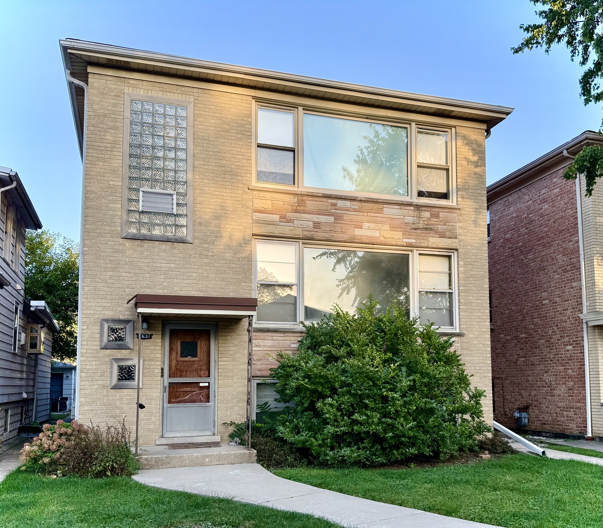 2631 North 74th Avenue Elmwood Park IL 60707