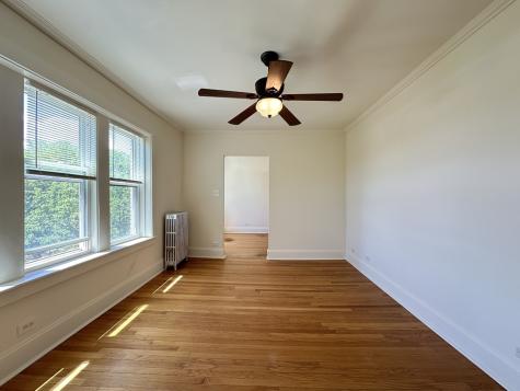 2856 West Cullom Avenue Chicago IL 60618