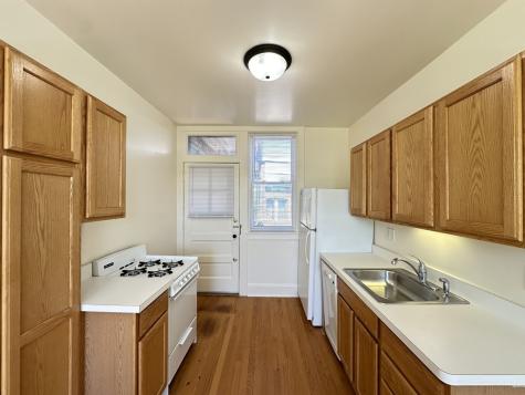 2856 West Cullom Avenue Chicago IL 60618