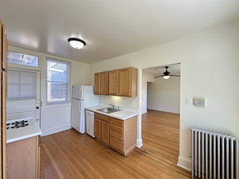 2856 West Cullom Avenue Chicago IL 60618