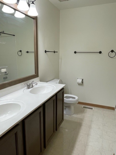 2332 Overlook Court Naperville IL 60563