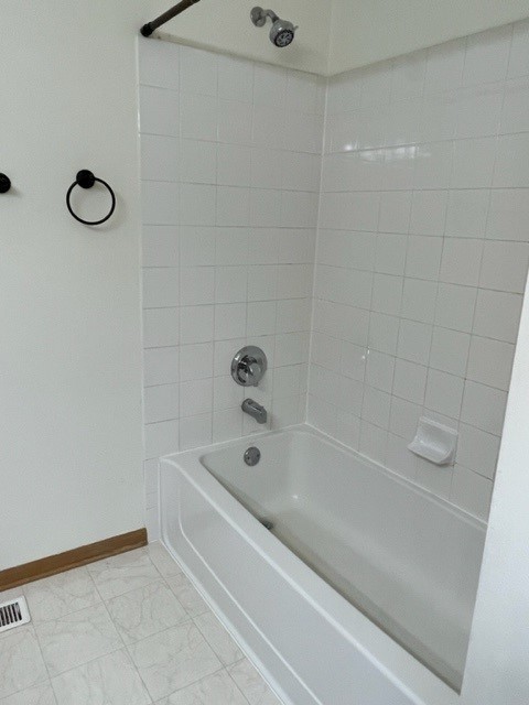 2332 Overlook Court Naperville IL 60563