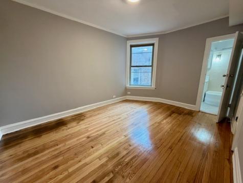 7932 South Kingston Avenue Chicago IL 60649