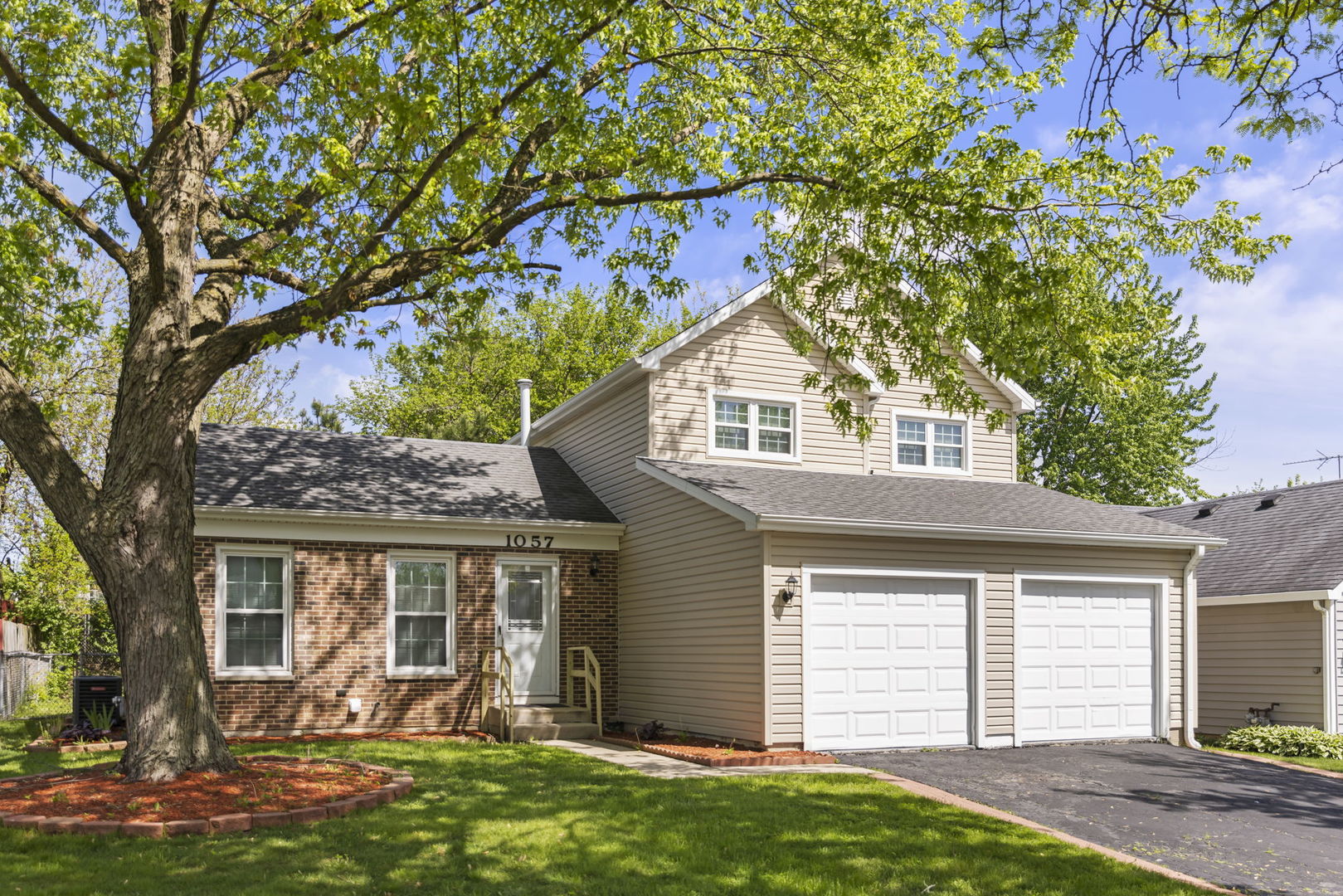 1057 Bothwell Circle Bolingbrook IL 60440