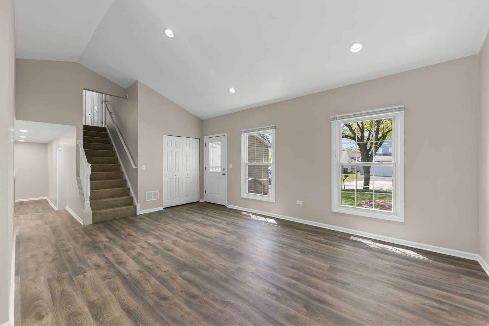 1057 Bothwell Circle Bolingbrook IL 60440