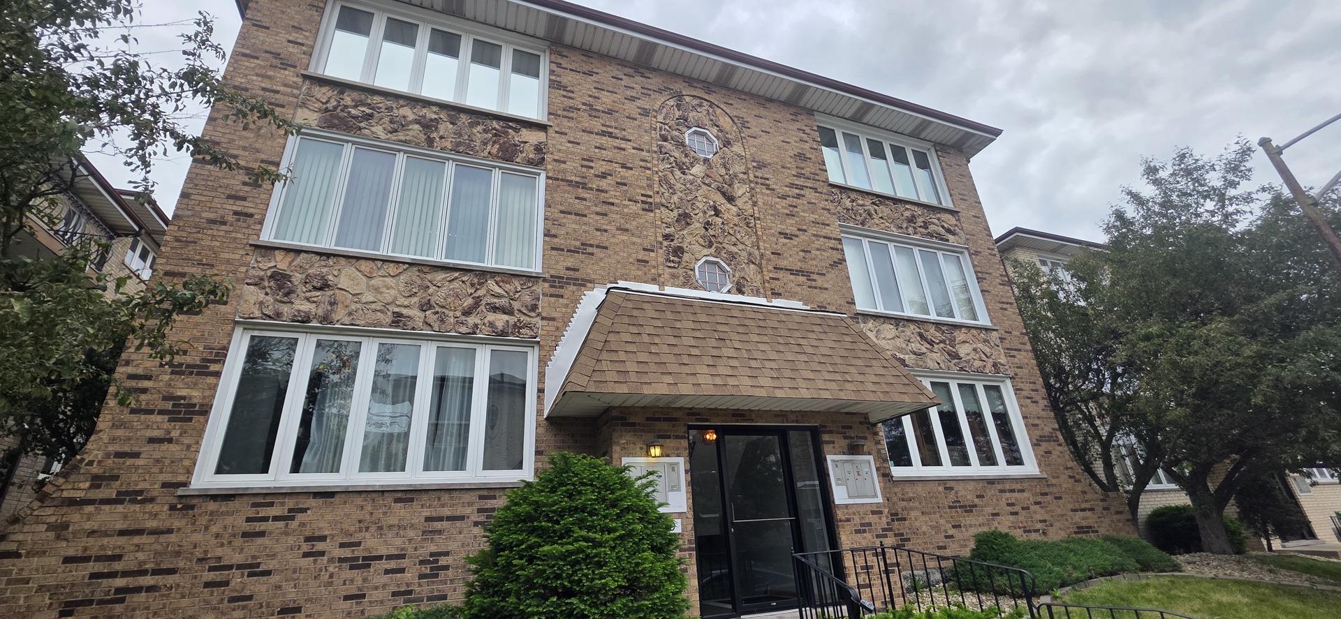 6230 South Newland Avenue Chicago IL 60638