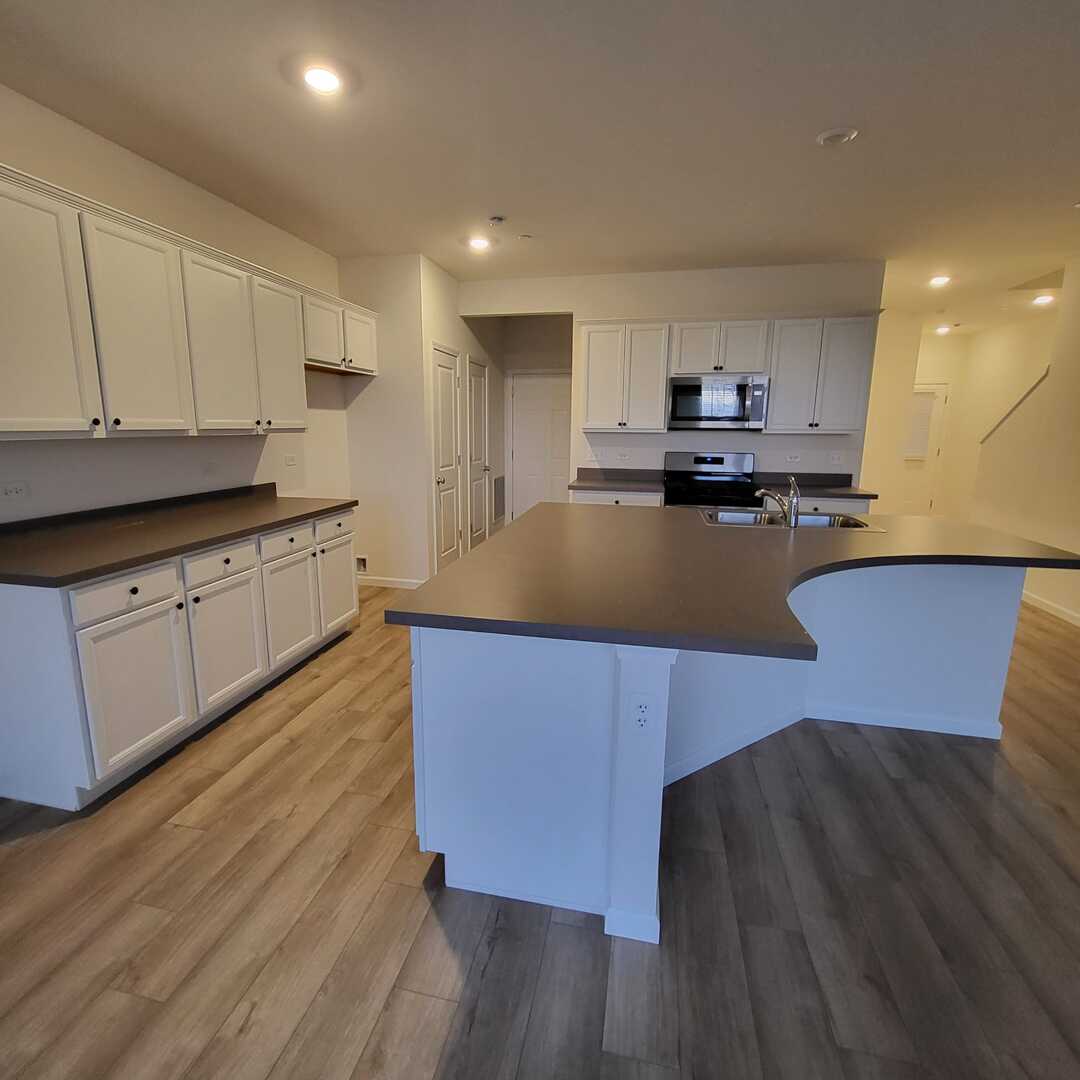 2227 Horseshoe Circle Naperville IL 60564
