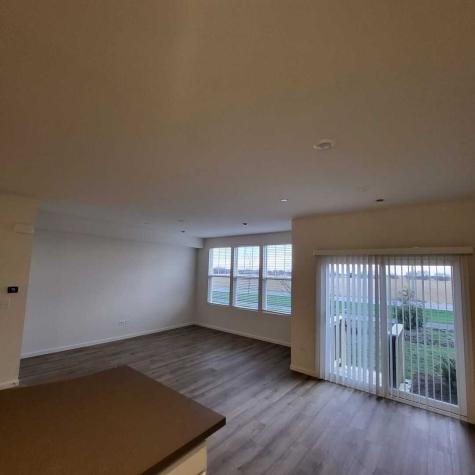 2227 Horseshoe Circle Naperville IL 60564