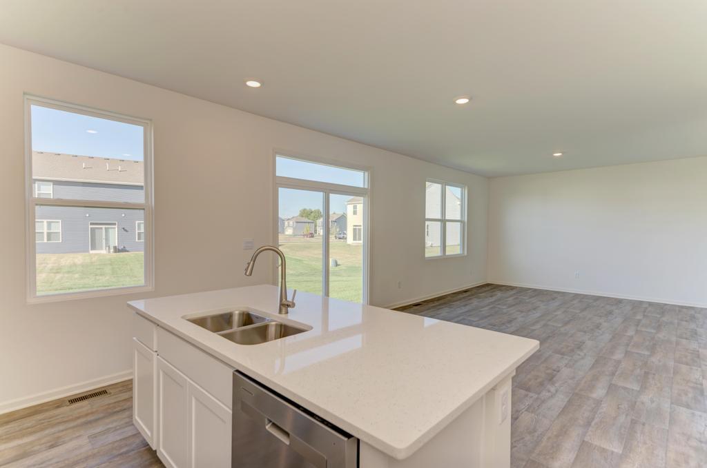 1870 Canyon Creek Drive Aurora IL 60503