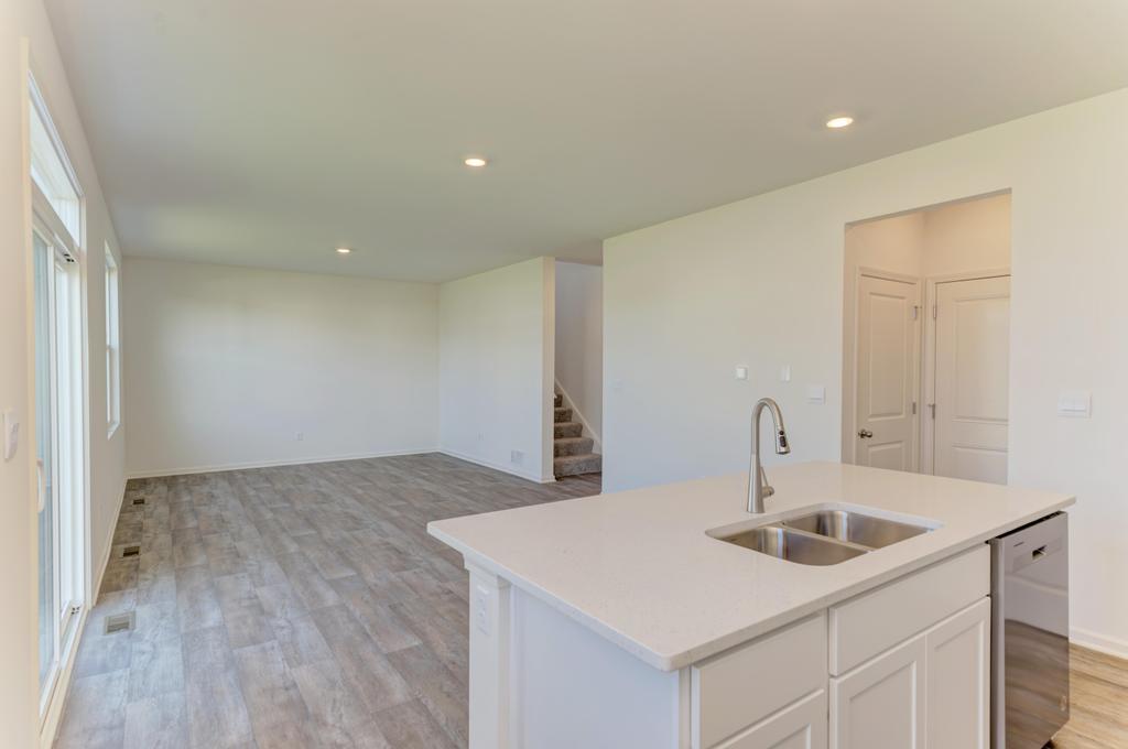 1870 Canyon Creek Drive Aurora IL 60503