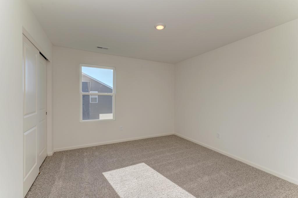1870 Canyon Creek Drive Aurora IL 60503