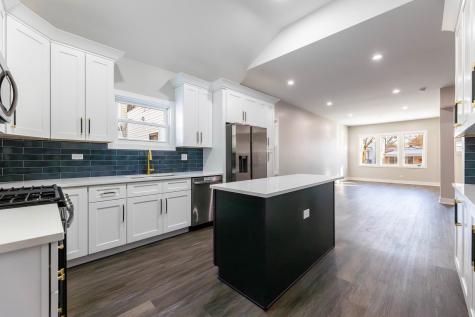 5552 South Shields Avenue Chicago IL 60621