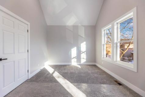 5552 South Shields Avenue Chicago IL 60621