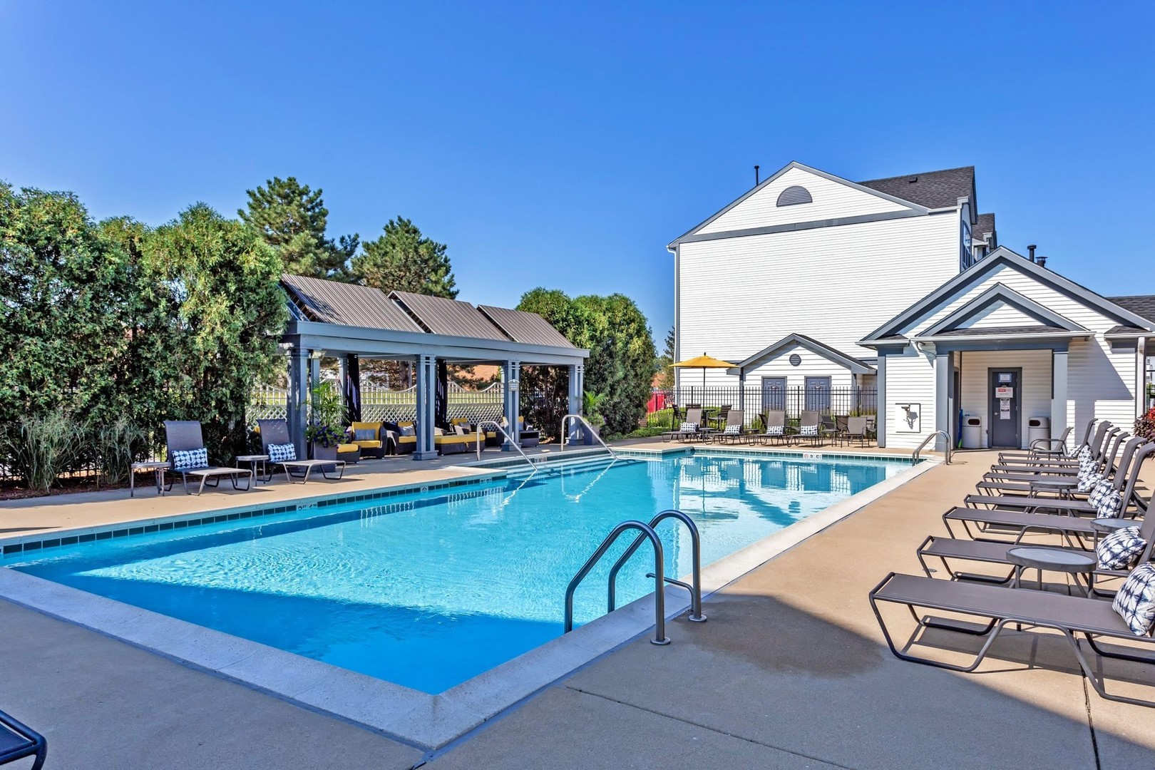 274 Verdi Court Wheaton IL 60189