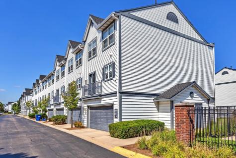 274 Verdi Court Wheaton IL 60189